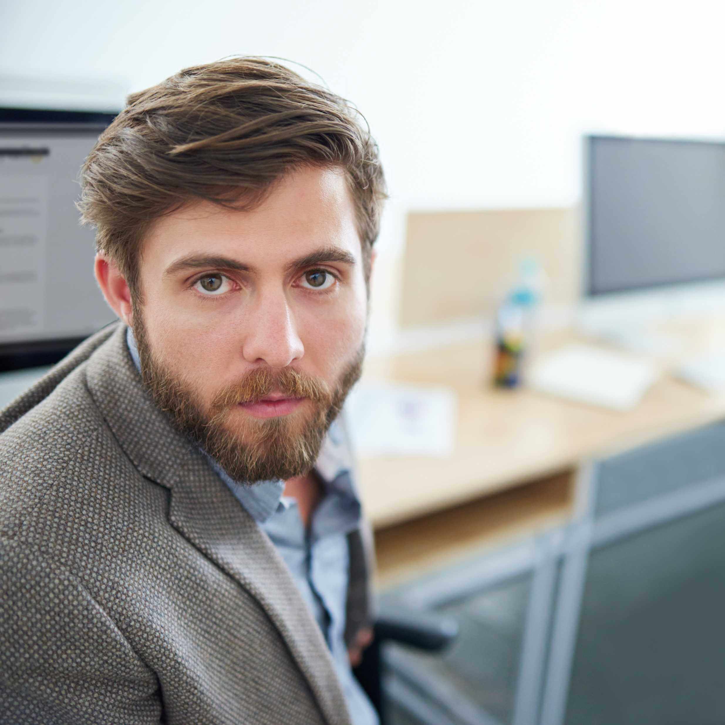 hes serious about his work z2ertf6.jpg